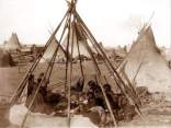 sioux making-camp.jpg